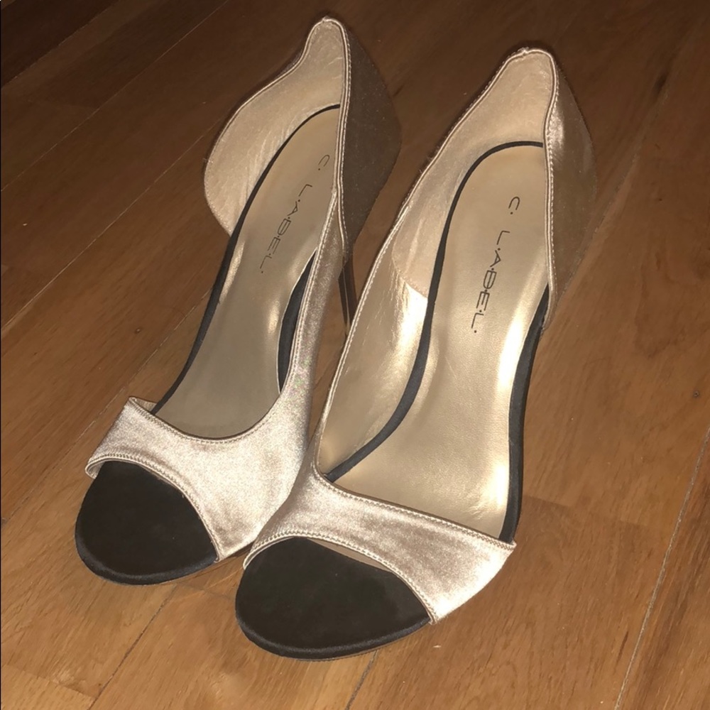 C Label Gold Pump
